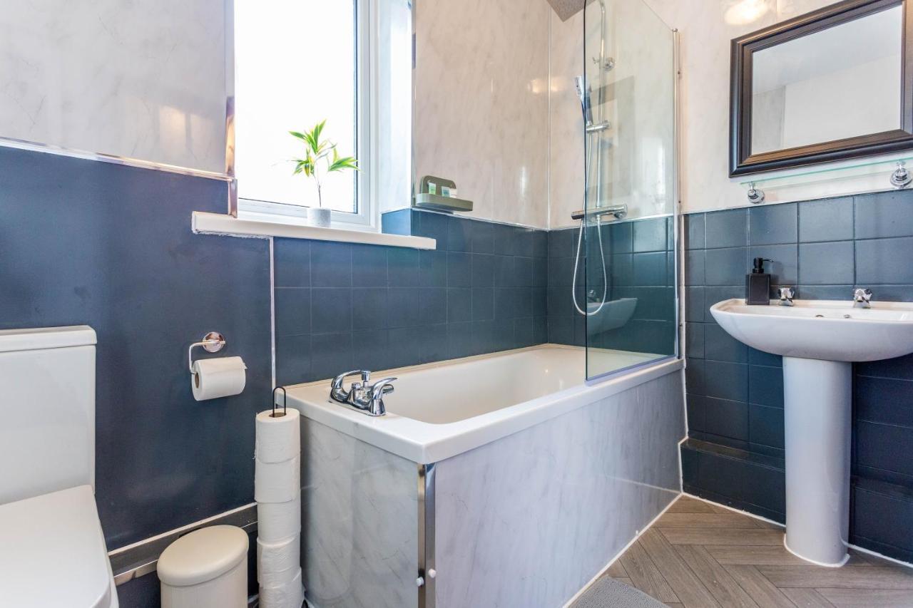 New Large 2 Bed Entire Apartment Near Newcastle Upon Tyne With Free Parking Экстерьер фото