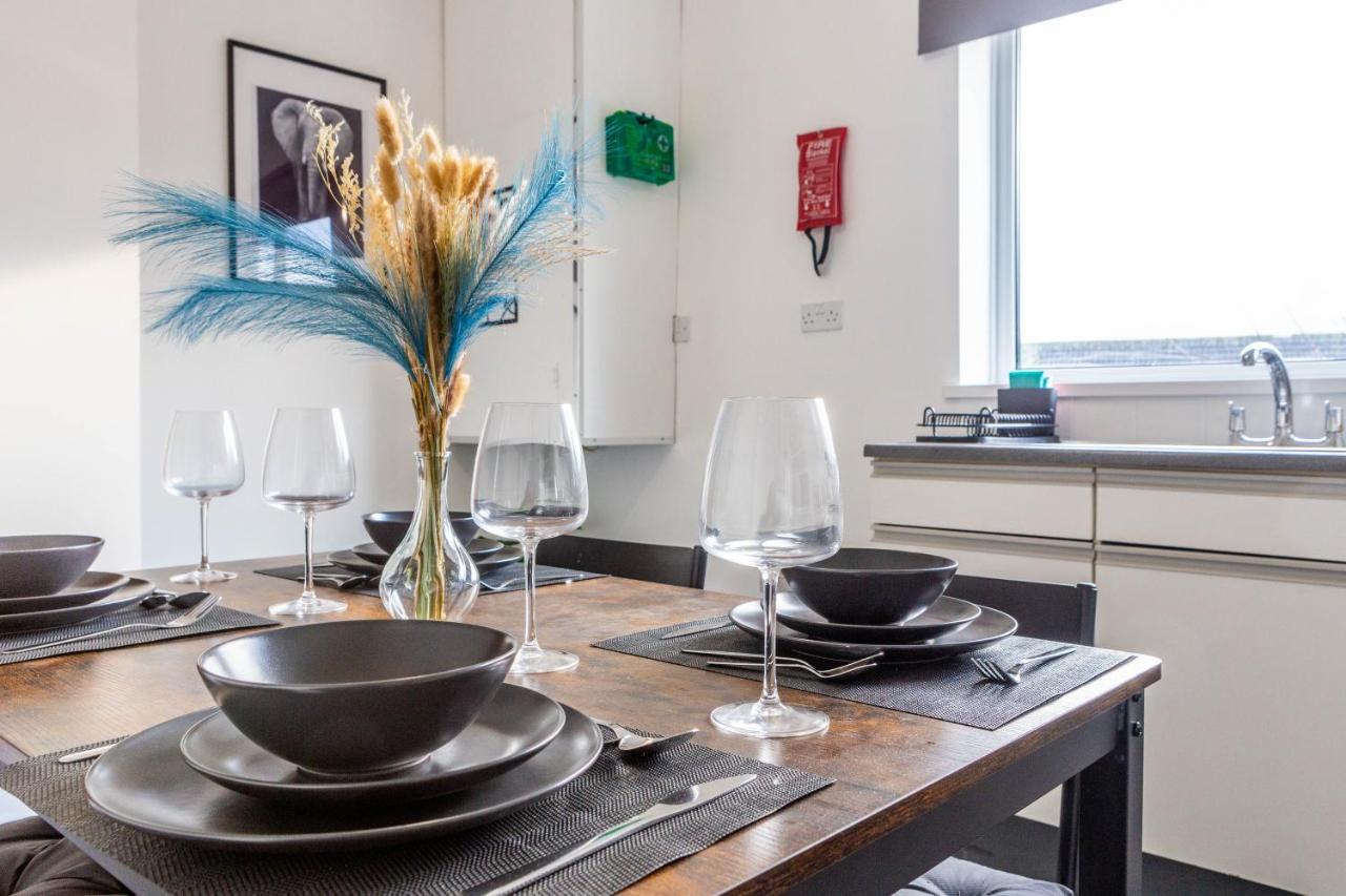 New Large 2 Bed Entire Apartment Near Newcastle Upon Tyne With Free Parking Экстерьер фото